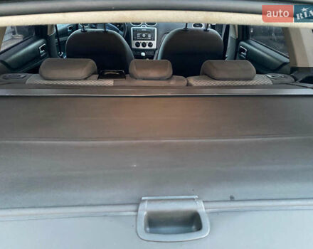 Серый Форд Фокус, объемом двигателя 1.56 л и пробегом 293 тыс. км за 4000 $, фото 5 на Automoto.ua