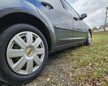 Форд Фокус 2005 в Житомире на Automoto.ua Серый Форд Фокус, объемом двигателя 1.6 л и пробегом 400 тыс. км за 1900 $, фото 5 на Automoto.ua