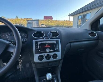 Серый Форд Фокус, объемом двигателя 1.6 л и пробегом 204 тыс. км за 4100 $, фото 15 на Automoto.ua