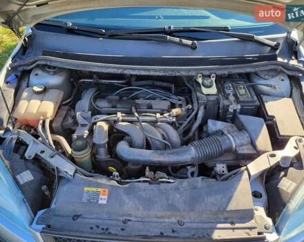 Серый Форд Фокус, объемом двигателя 1.6 л и пробегом 208 тыс. км за 4500 $, фото 7 на Automoto.ua