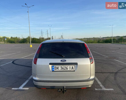 Сірий Форд Фокус, об'ємом двигуна 1.6 л та пробігом 251 тис. км за 4500 $, фото 6 на Automoto.ua