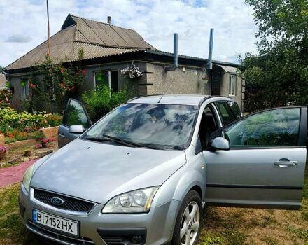 Серый Форд Фокус, объемом двигателя 1.8 л и пробегом 340 тыс. км за 4200 $, фото 4 на Automoto.ua