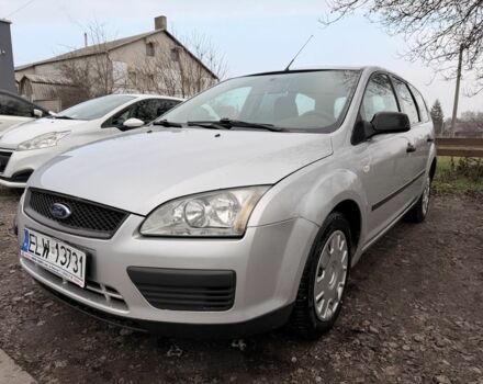 Серый Форд Фокус, объемом двигателя 1.6 л и пробегом 215 тыс. км за 2100 $, фото 1 на Automoto.ua