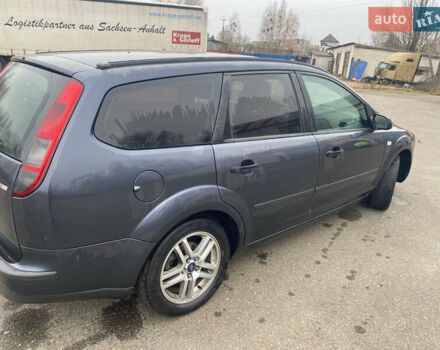 Серый Форд Фокус, объемом двигателя 1.56 л и пробегом 293 тыс. км за 4000 $, фото 1 на Automoto.ua