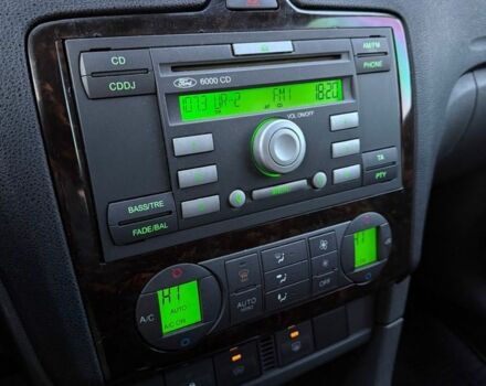 Сірий Форд Фокус, об'ємом двигуна 1.6 л та пробігом 224 тис. км за 3750 $, фото 9 на Automoto.ua