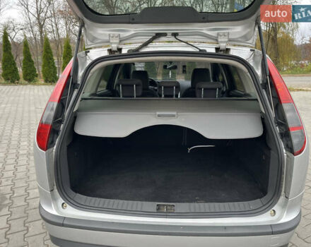 Сірий Форд Фокус, об'ємом двигуна 1.56 л та пробігом 319 тис. км за 3650 $, фото 38 на Automoto.ua