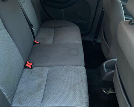 Серый Форд Фокус, объемом двигателя 1.56 л и пробегом 293 тыс. км за 4000 $, фото 4 на Automoto.ua