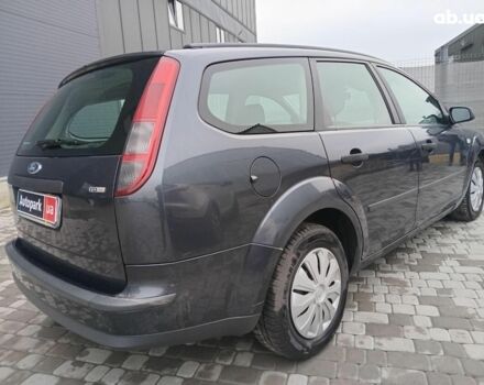 Серый Форд Фокус, объемом двигателя 1.6 л и пробегом 317 тыс. км за 3690 $, фото 6 на Automoto.ua