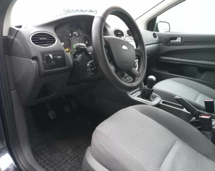 Сірий Форд Фокус, об'ємом двигуна 1.6 л та пробігом 317 тис. км за 3690 $, фото 22 на Automoto.ua