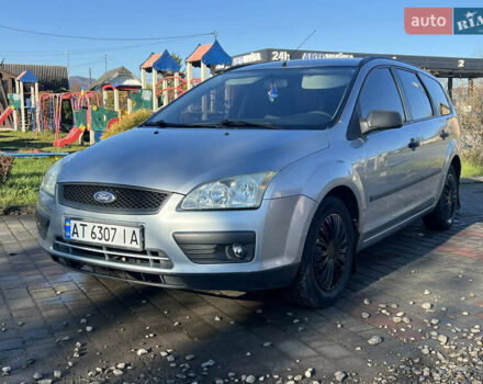 Сірий Форд Фокус, об'ємом двигуна 1.6 л та пробігом 322 тис. км за 3950 $, фото 4 на Automoto.ua