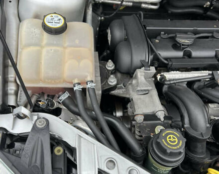 Серый Форд Фокус, объемом двигателя 1.6 л и пробегом 144 тыс. км за 4999 $, фото 16 на Automoto.ua