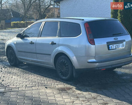 Сірий Форд Фокус, об'ємом двигуна 1.6 л та пробігом 322 тис. км за 3950 $, фото 2 на Automoto.ua