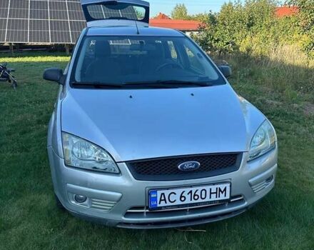 Серый Форд Фокус, объемом двигателя 1.6 л и пробегом 204 тыс. км за 4100 $, фото 1 на Automoto.ua