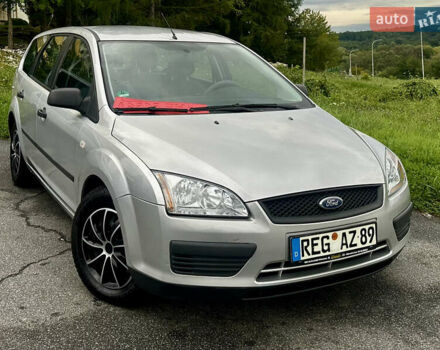 Серый Форд Фокус, объемом двигателя 1.6 л и пробегом 176 тыс. км за 4599 $, фото 12 на Automoto.ua