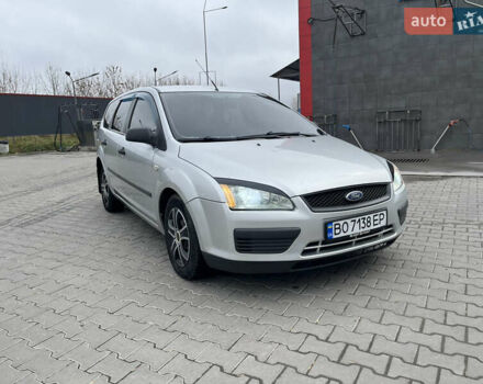 Сірий Форд Фокус, об'ємом двигуна 1.56 л та пробігом 319 тис. км за 3650 $, фото 1 на Automoto.ua