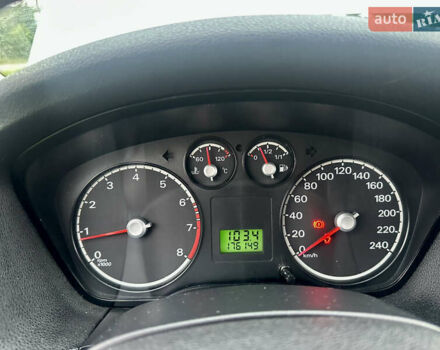 Серый Форд Фокус, объемом двигателя 1.6 л и пробегом 176 тыс. км за 4599 $, фото 25 на Automoto.ua