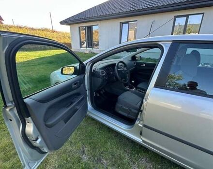 Серый Форд Фокус, объемом двигателя 1.6 л и пробегом 204 тыс. км за 4100 $, фото 8 на Automoto.ua