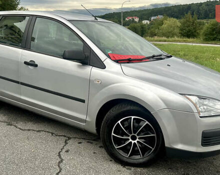 Серый Форд Фокус, объемом двигателя 1.6 л и пробегом 176 тыс. км за 4599 $, фото 14 на Automoto.ua