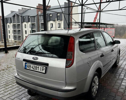 Сірий Форд Фокус, об'ємом двигуна 1.6 л та пробігом 242 тис. км за 3999 $, фото 4 на Automoto.ua