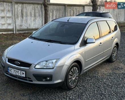 Серый Форд Фокус, объемом двигателя 1.6 л и пробегом 224 тыс. км за 3750 $, фото 14 на Automoto.ua