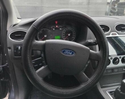 Сірий Форд Фокус, об'ємом двигуна 1.6 л та пробігом 317 тис. км за 3690 $, фото 18 на Automoto.ua