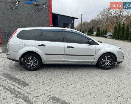 Сірий Форд Фокус, об'ємом двигуна 1.56 л та пробігом 319 тис. км за 3650 $, фото 9 на Automoto.ua