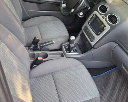 Серый Форд Фокус, объемом двигателя 1.6 л и пробегом 248 тыс. км за 4250 $, фото 15 на Automoto.ua