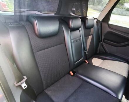 Серый Форд Фокус, объемом двигателя 1.6 л и пробегом 269 тыс. км за 5500 $, фото 17 на Automoto.ua