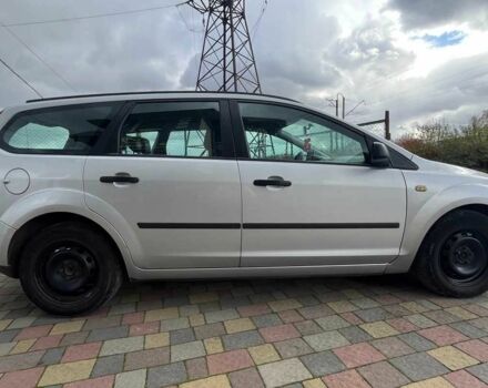 Серый Форд Фокус, объемом двигателя 1.6 л и пробегом 287 тыс. км за 4500 $, фото 7 на Automoto.ua