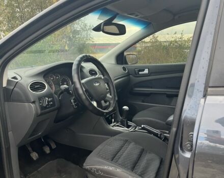 Сірий Форд Фокус, об'ємом двигуна 1.6 л та пробігом 209 тис. км за 4600 $, фото 4 на Automoto.ua