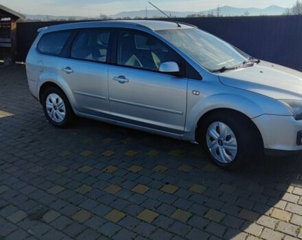 Серый Форд Фокус, объемом двигателя 1.6 л и пробегом 257 тыс. км за 4290 $, фото 1 на Automoto.ua