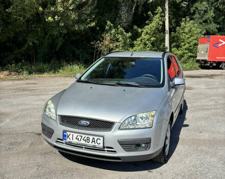 Серый Форд Фокус, объемом двигателя 1.6 л и пробегом 235 тыс. км за 4950 $, фото 1 на Automoto.ua