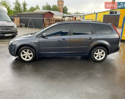 Серый Форд Фокус, объемом двигателя 1.6 л и пробегом 339 тыс. км за 4500 $, фото 3 на Automoto.ua