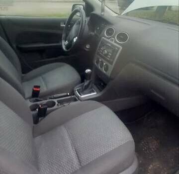 Серый Форд Фокус, объемом двигателя 1.6 л и пробегом 200 тыс. км за 4600 $, фото 9 на Automoto.ua