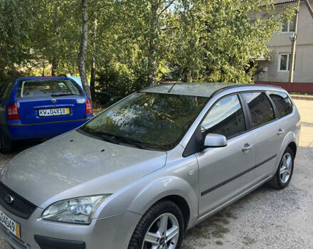 Сірий Форд Фокус, об'ємом двигуна 0 л та пробігом 207 тис. км за 4600 $, фото 2 на Automoto.ua