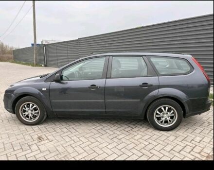 Серый Форд Фокус, объемом двигателя 1.6 л и пробегом 210 тыс. км за 4500 $, фото 1 на Automoto.ua