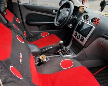 Сірий Форд Фокус, об'ємом двигуна 1.6 л та пробігом 310 тис. км за 3700 $, фото 6 на Automoto.ua