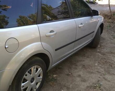 Серый Форд Фокус, объемом двигателя 1.6 л и пробегом 367 тыс. км за 4450 $, фото 2 на Automoto.ua