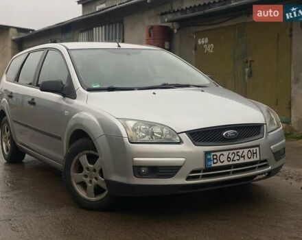 Серый Форд Фокус, объемом двигателя 1.6 л и пробегом 279 тыс. км за 3750 $, фото 3 на Automoto.ua