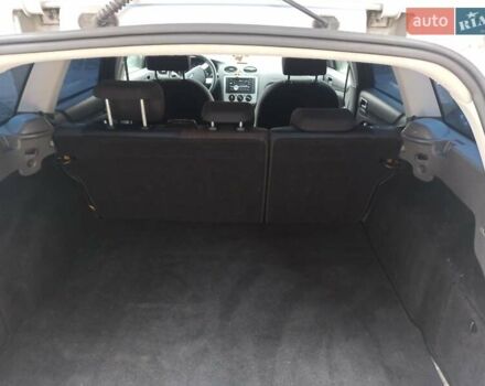 Серый Форд Фокус, объемом двигателя 2 л и пробегом 276 тыс. км за 5200 $, фото 24 на Automoto.ua