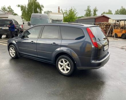 Серый Форд Фокус, объемом двигателя 1.6 л и пробегом 339 тыс. км за 4500 $, фото 3 на Automoto.ua