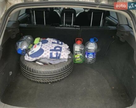 Серый Форд Фокус, объемом двигателя 1.6 л и пробегом 278 тыс. км за 3550 $, фото 8 на Automoto.ua