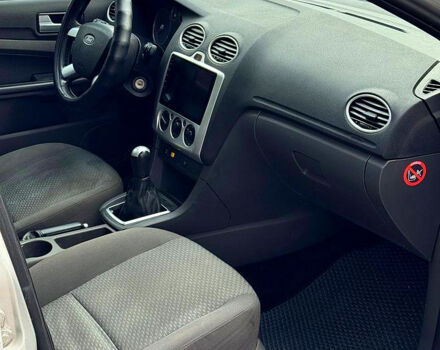 Серый Форд Фокус, объемом двигателя 1.6 л и пробегом 0 тыс. км за 3850 $, фото 10 на Automoto.ua