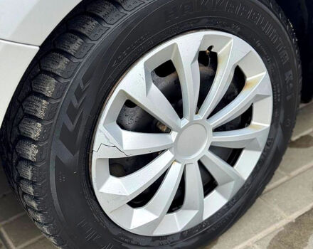 Серый Форд Фокус, объемом двигателя 1.6 л и пробегом 0 тыс. км за 3850 $, фото 6 на Automoto.ua