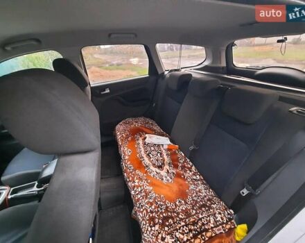 Серый Форд Фокус, объемом двигателя 1.75 л и пробегом 295 тыс. км за 4600 $, фото 19 на Automoto.ua