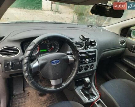 Серый Форд Фокус, объемом двигателя 1.75 л и пробегом 295 тыс. км за 4600 $, фото 17 на Automoto.ua