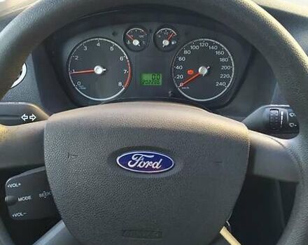 Сірий Форд Фокус, об'ємом двигуна 1.6 л та пробігом 202 тис. км за 4800 $, фото 5 на Automoto.ua