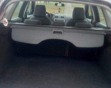 Серый Форд Фокус, объемом двигателя 1.6 л и пробегом 200 тыс. км за 4600 $, фото 6 на Automoto.ua