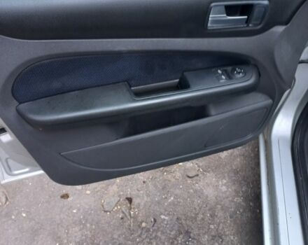 Серый Форд Фокус, объемом двигателя 0 л и пробегом 293 тыс. км за 3800 $, фото 9 на Automoto.ua