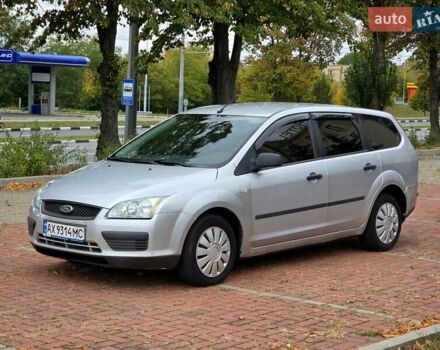 Серый Форд Фокус, объемом двигателя 1.56 л и пробегом 180 тыс. км за 3400 $, фото 3 на Automoto.ua